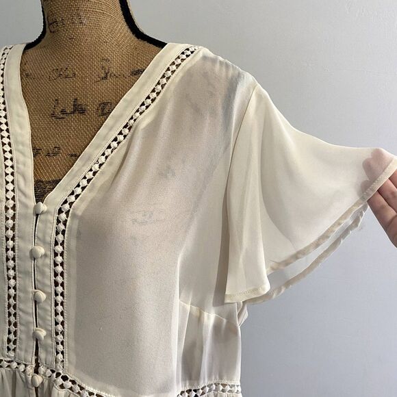 Torrid Chiffon Lace Up Back Blouse Sheer Cream Flowy Bohemian Plus Size 2X - Picture 4 of 7